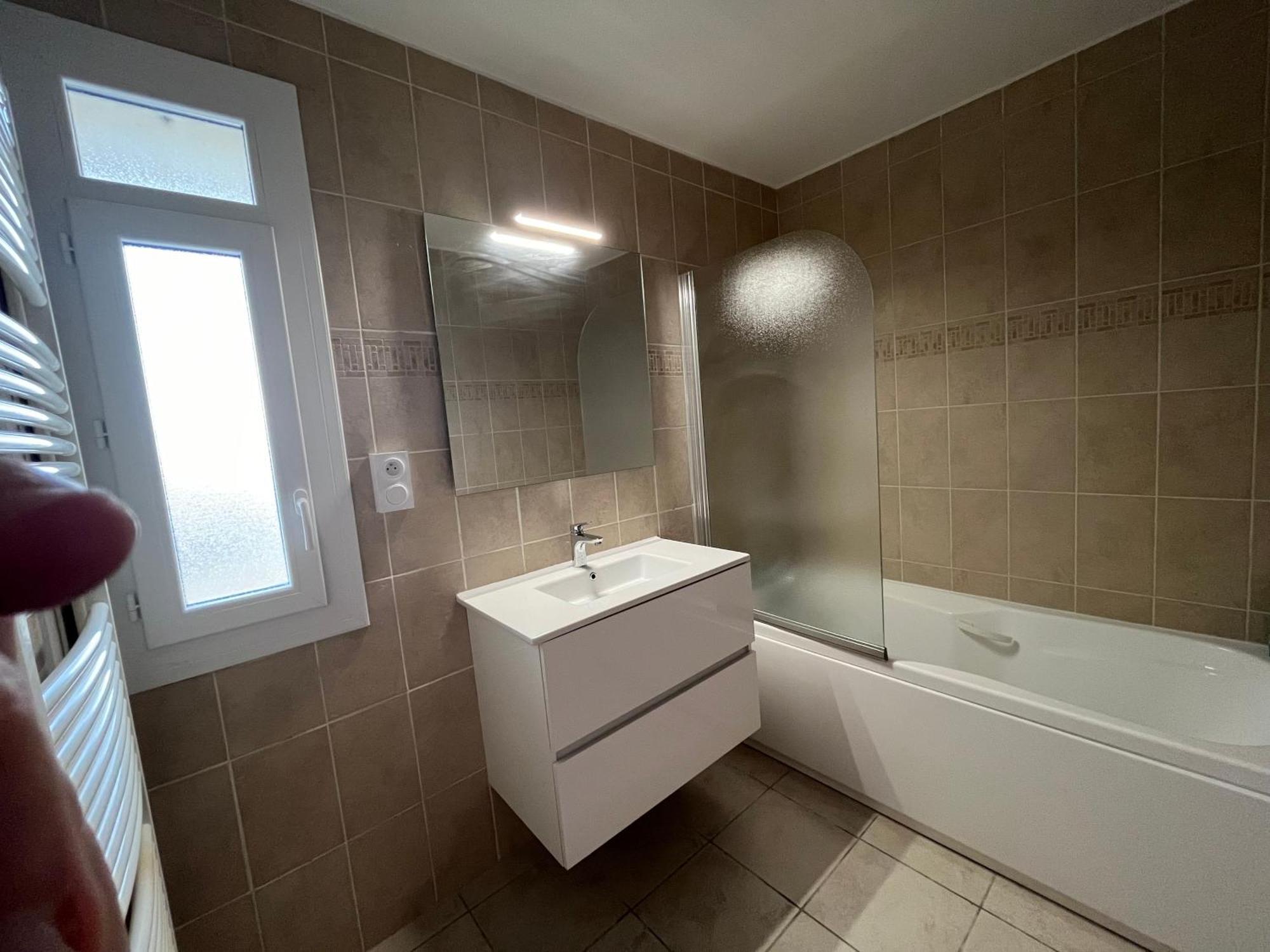 Skyview Appartement 4 Chambres Valence  Buitenkant foto